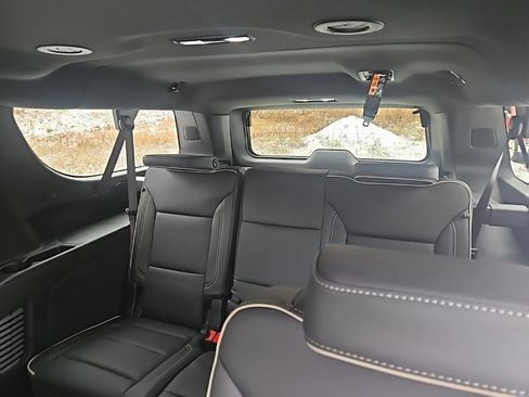 New 2026 GMC Yukon XL Elevation w/ LPO, Get Active Package image 20