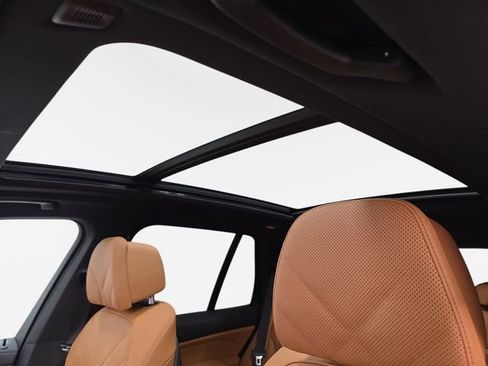 Certified 2025 BMW X5 xDrive40i w/ M Sport Package image 26