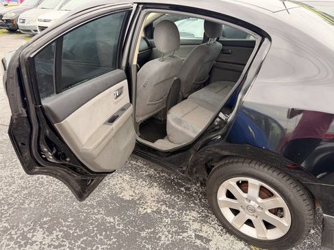 Used 2008 Nissan Sentra 2.0 S w/ Convenience Plus Pkg FWD image 10