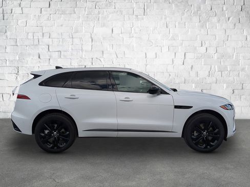 New 2026 Jaguar F-PACE R-Dynamic S image 7