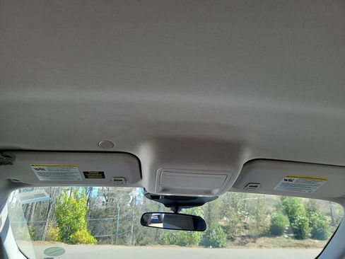 Used 2021 Ford Escape SE w/ Cold Weather Package image 12