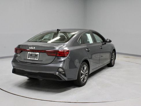 Used 2023 Kia Forte LXS FWD image 10