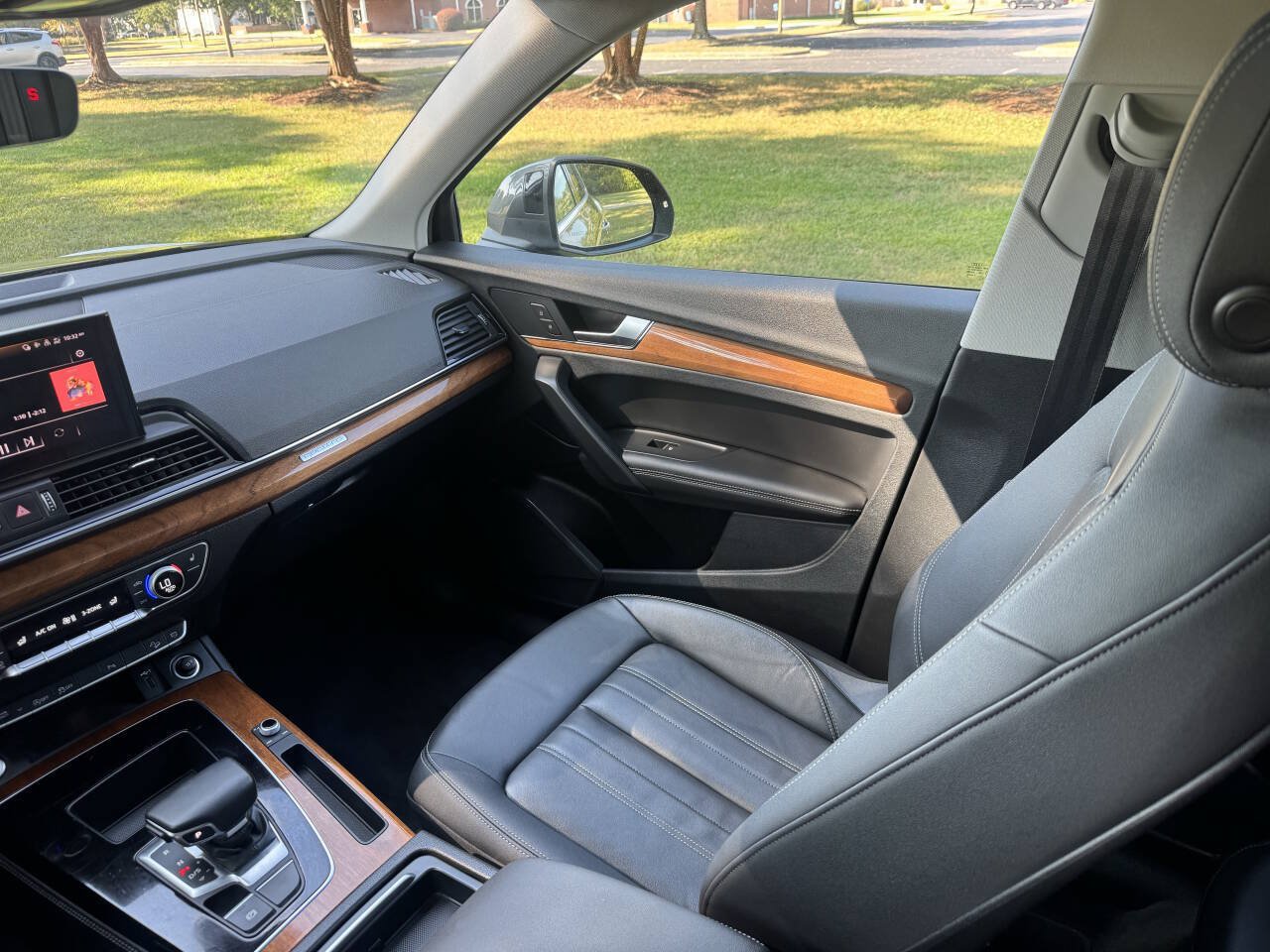 Used 2022 Audi Q5 2.0T Premium Plus AWD/4WD image 17
