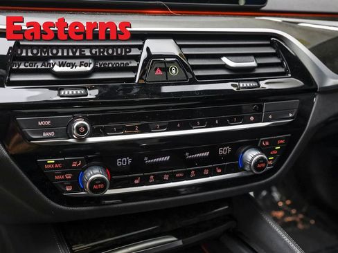 Used 2022 BMW 530i xDrive w/ M Sport Package image 21