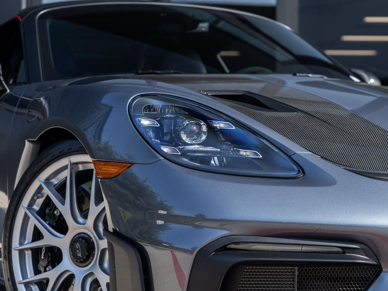 Certified 2024 Porsche 718 Boxster Spyder RS RWD image 33
