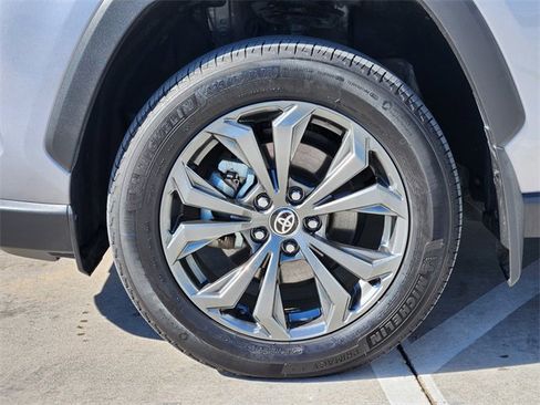 Used 2024 Toyota RAV4 XLE Premium image 12