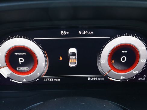 Used 2024 Nissan Rogue SL w/ SL Premium Package FWD image 10