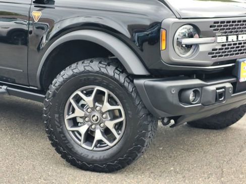 Certified 2023 Ford Bronco Badlands image 6