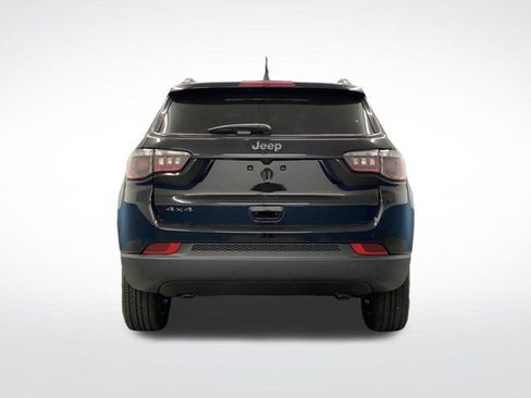 New 2026 Jeep Compass Latitude image 14