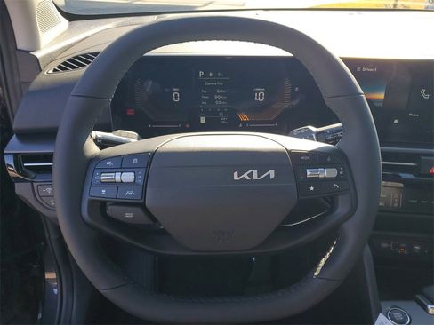 New 2026 Kia Sportage EX image 11