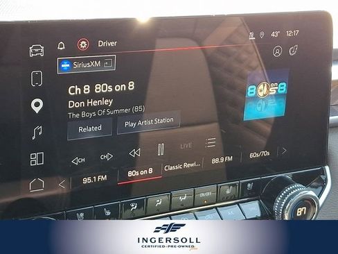 Used 2024 GMC Canyon Denali image 13