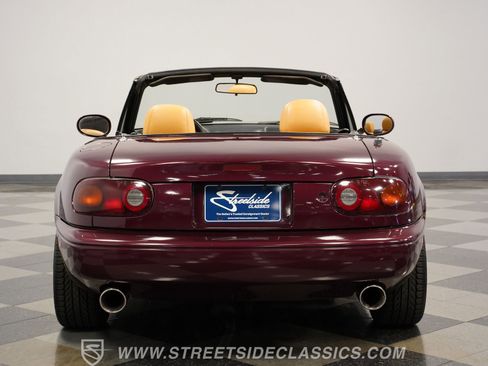Used 1995 MAZDA MX-5 Miata M-Edition image 10