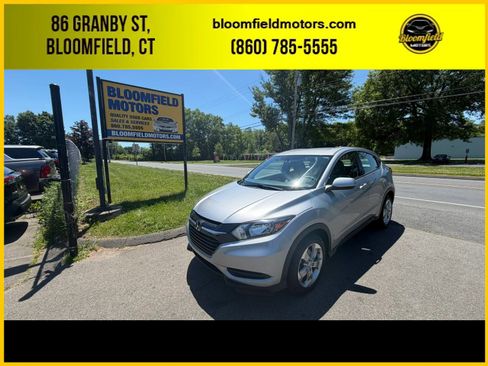 Used 2018 Honda HR-V LX image 1