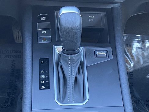 New 2026 Nissan Kicks S image 25