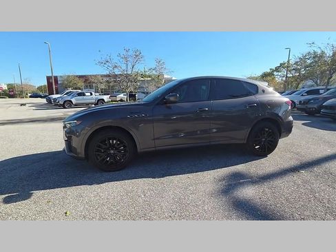 Used 2022 Maserati Levante Modena image 44