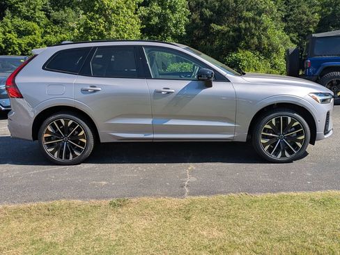Used 2026 Volvo XC90 B6 Plus w/ Protection Package Premier AWD/4WD image 7