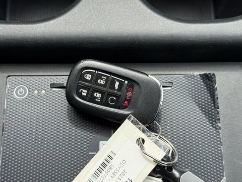 Used 2025 Honda Odyssey Sport-L image 41