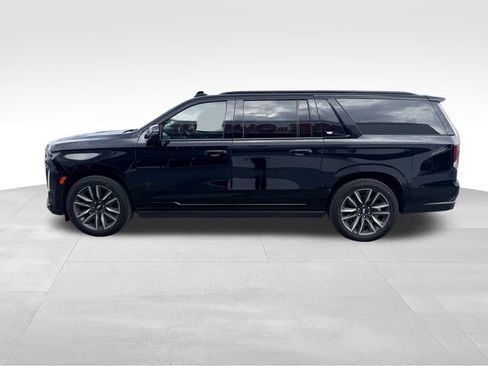 Used 2021 Cadillac Escalade ESV Sport w/ Driver Assist Tech Package image 8