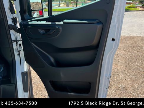 Used 2026 Mercedes-Benz Sprinter 2500 image 19