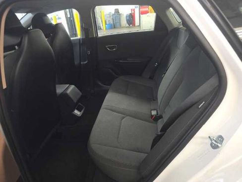 Used 2025 Kia K4 FWD image 10