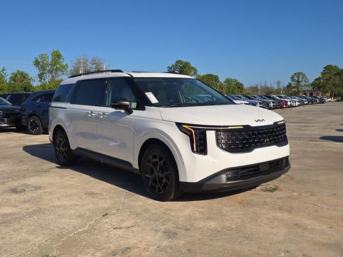 New 2026 Kia Carnival SX Prestige image 2