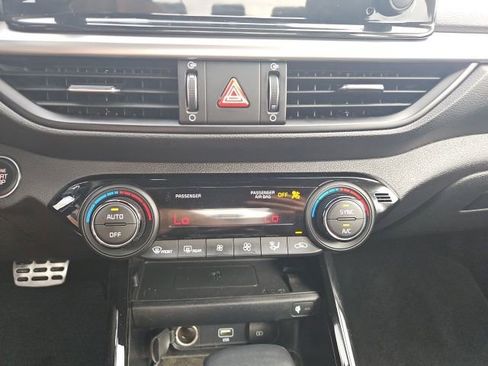 Used 2022 Kia Forte GT w/ GT Technology Package image 57