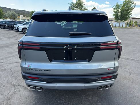 New 2026 Chevrolet Traverse Z71 w/ Enhanced Driving Package AWD/4WD image 6