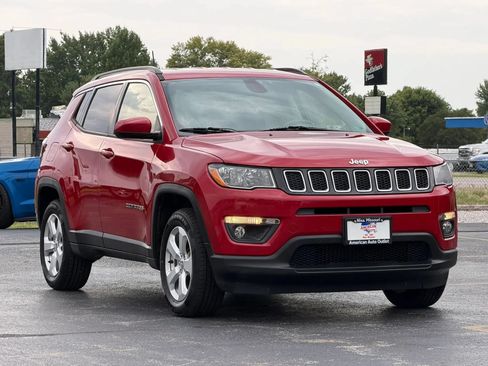 Used 2019 Jeep Compass Latitude w/ Popular Equipment Group AWD/4WD image 52