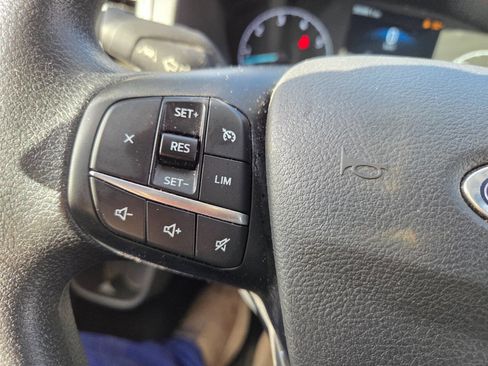 Used 2024 Ford Transit 350 XLT image 9