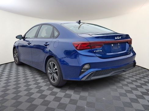 Certified 2023 Kia Forte LXS FWD image 4