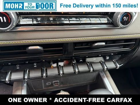 Used 2024 Chevrolet Colorado ZR2 w/ ZR2 Convenience Package III AWD/4WD image 20