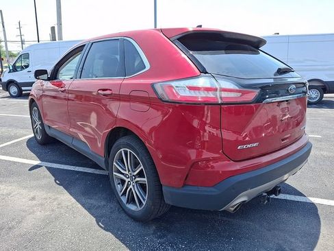 Used 2020 Ford Edge Titanium FWD image 4
