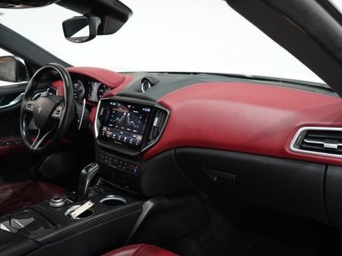 Certified 2022 Maserati Ghibli Trofeo RWD image 19