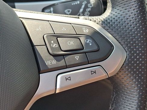 Used 2021 Volkswagen Atlas Cross Sport SEL R-Line AWD/4WD image 24