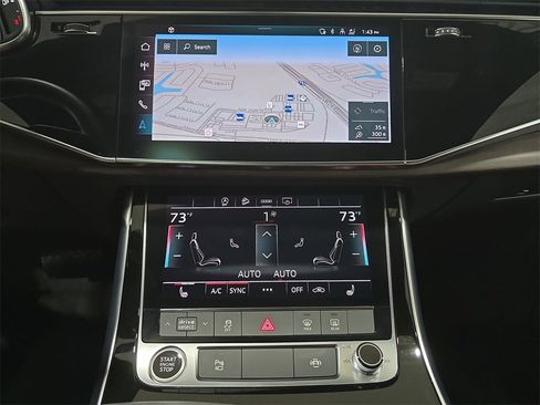 Certified 2025 Audi Q7 2.0T Premium w/ Convenience Plus Package image 17