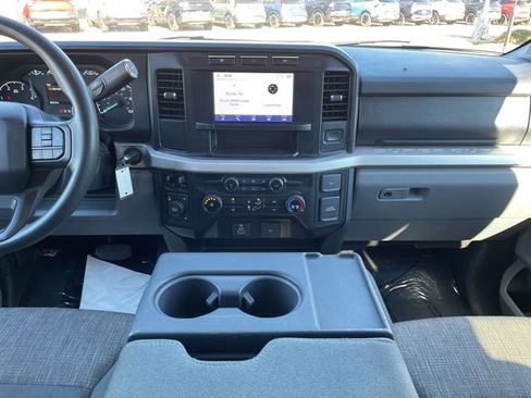 Used 2024 Ford F250 XLT image 11