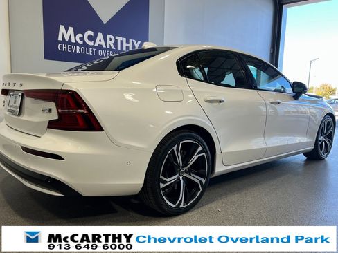 Used 2024 Volvo S60 B5 Plus image 5