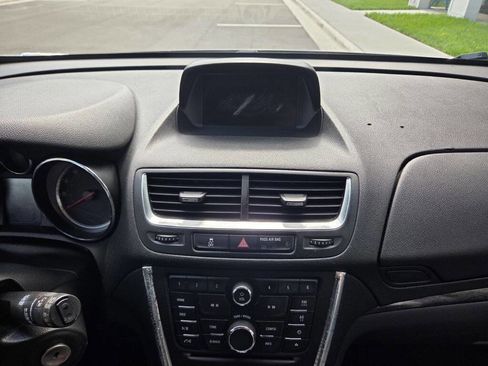 Used 2014 Buick Encore FWD image 20