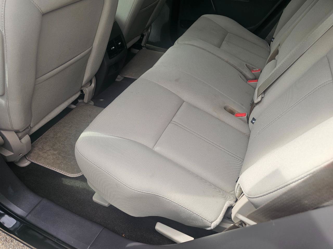 Used 2013 Ford Edge SE FWD image 23