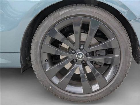 Used 2024 Land Rover Range Rover Sport Dynamic SE AWD/4WD image 9