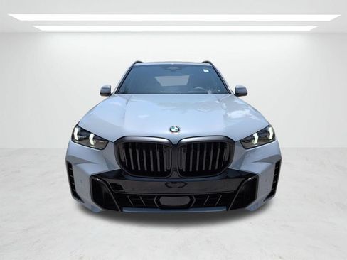 New 2026 BMW X5 xDrive40i w/ M Sport Package AWD/4WD image 9