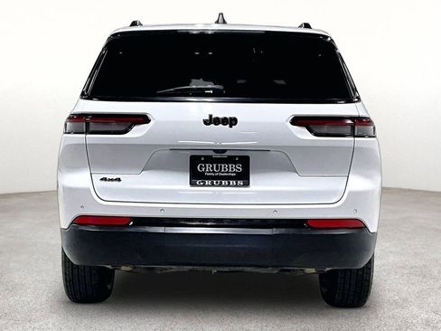 Used 2024 Jeep Grand Cherokee L Altitude AWD/4WD image 5