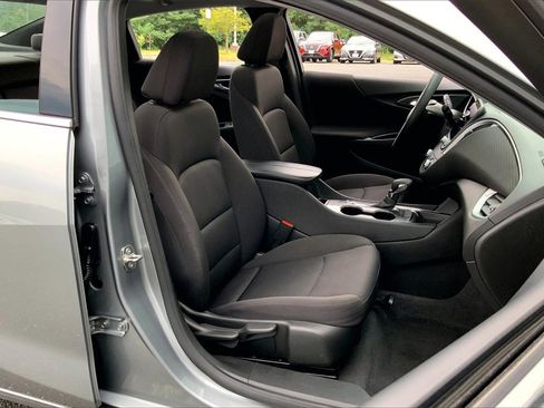 Used 2024 Chevrolet Malibu LT image 6