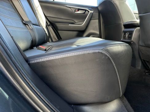 Used 2023 Toyota RAV4 XLE Premium image 34