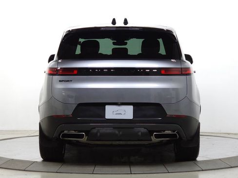 Used 2024 Land Rover Range Rover Sport SE image 5