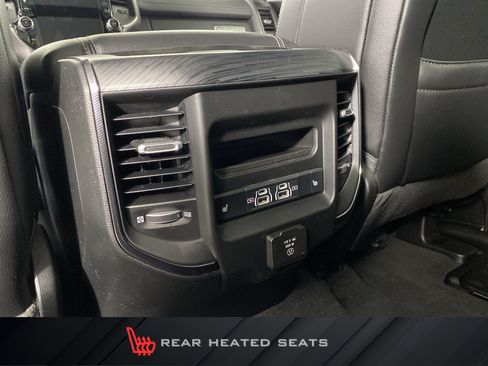 Used 2024 RAM 1500 Laramie AWD/4WD image 33