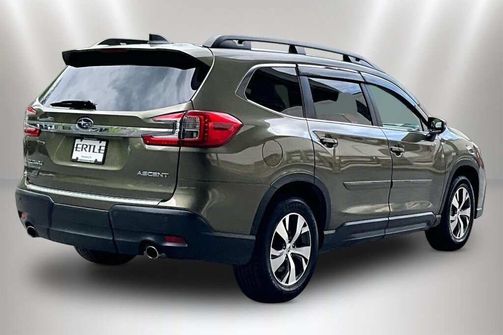 Used 2023 Subaru Ascent Premium w/ Convenience Package AWD/4WD image 5