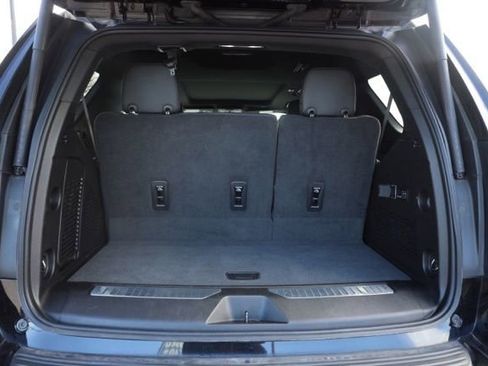 Used 2022 Chevrolet Tahoe RST w/ Luxury Package image 34