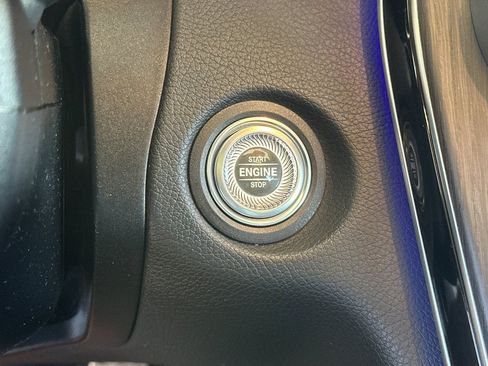 Used 2022 Mercedes-Benz C 300 Coupe image 15