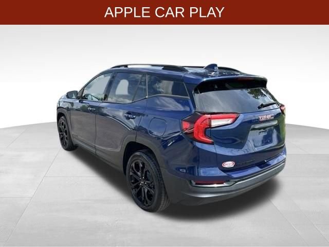 Used 2022 GMC Terrain SLT w/ Infotainment Package II FWD image 5